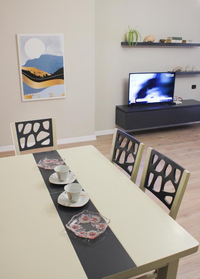 Piazza_Apartments_Tiranë Luaran gambar