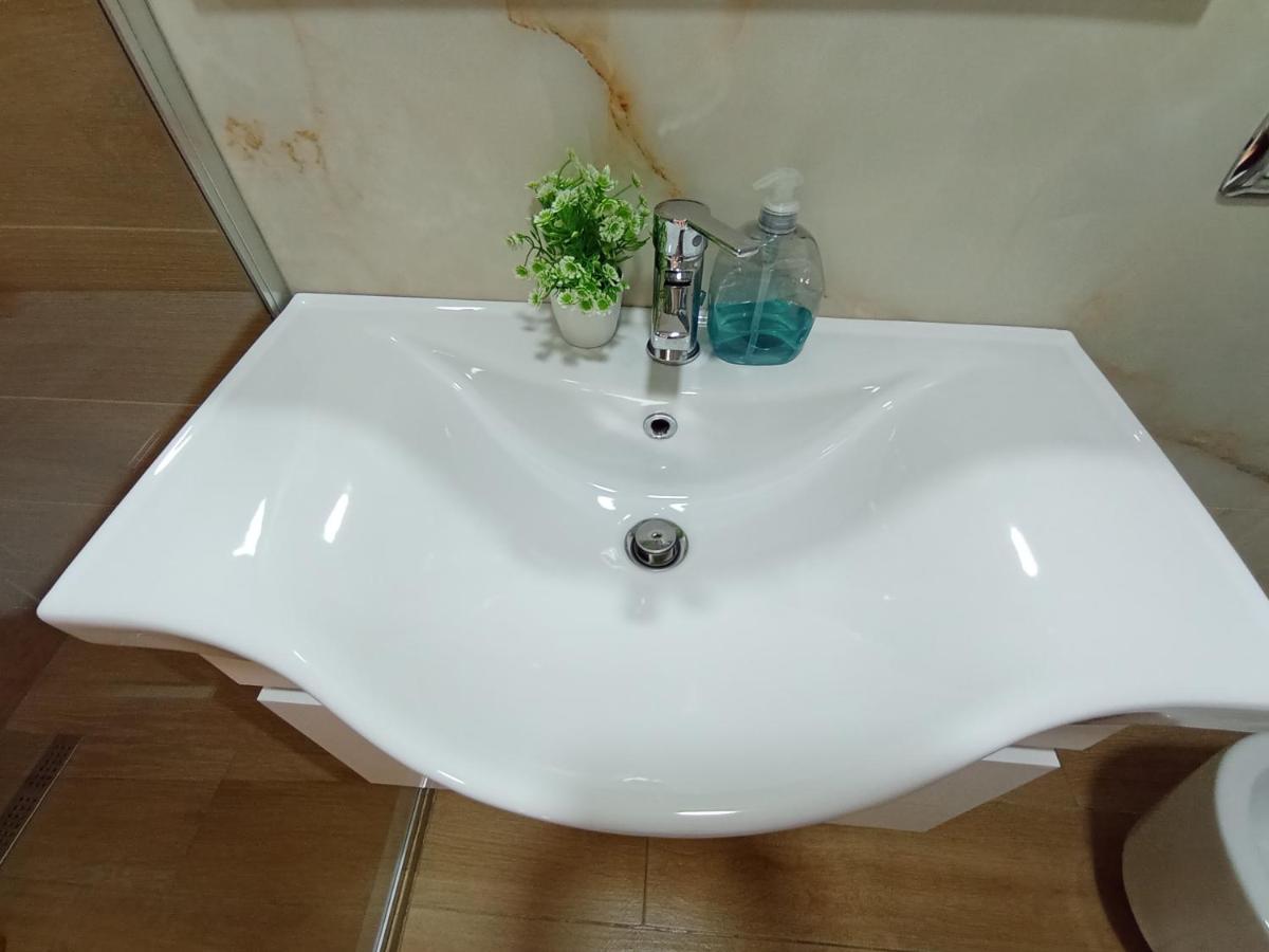 Piazza_Apartments_Tiranë Luaran gambar